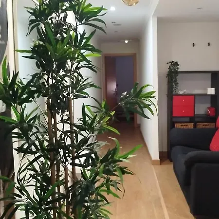 625b 4 Pumarin Apartment *